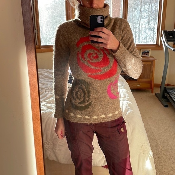 Neve Alpaca Wool sweater Nordic turtleneck colorful neutral apres ski winter - Picture 3 of 12